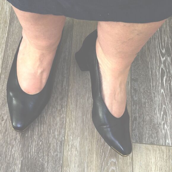 Vintage Stuart Weitzman Women's Pumps Block Almond Toe Heels Black 1980s 10 - Picture 13 of 16